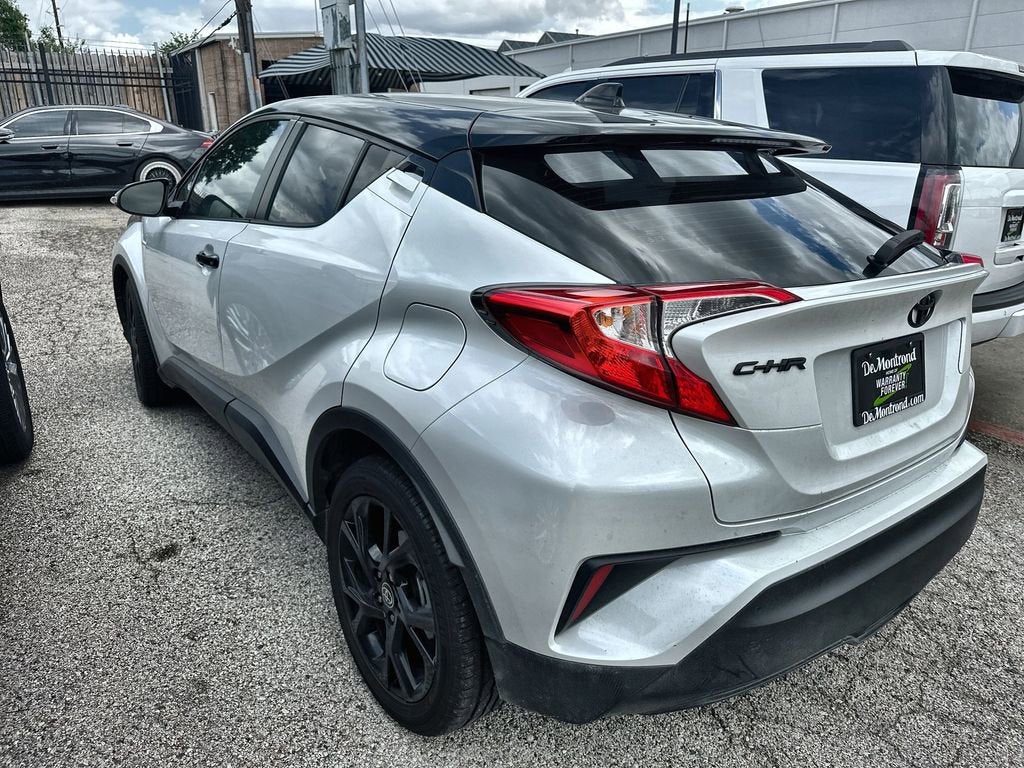 2022 Toyota C-HR XLE