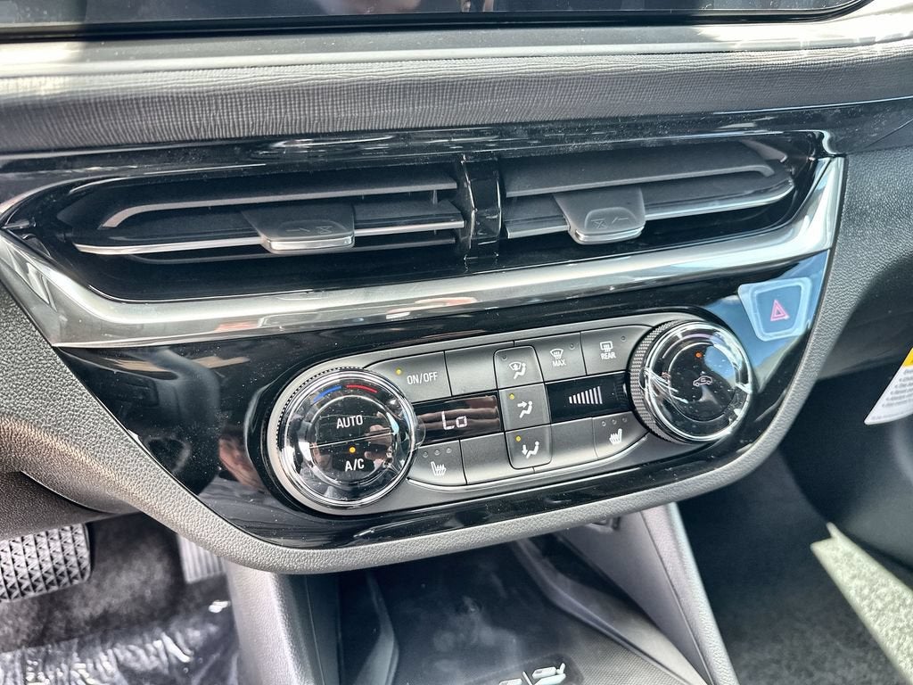 2026 Buick Envista Sport Touring - Photo 27