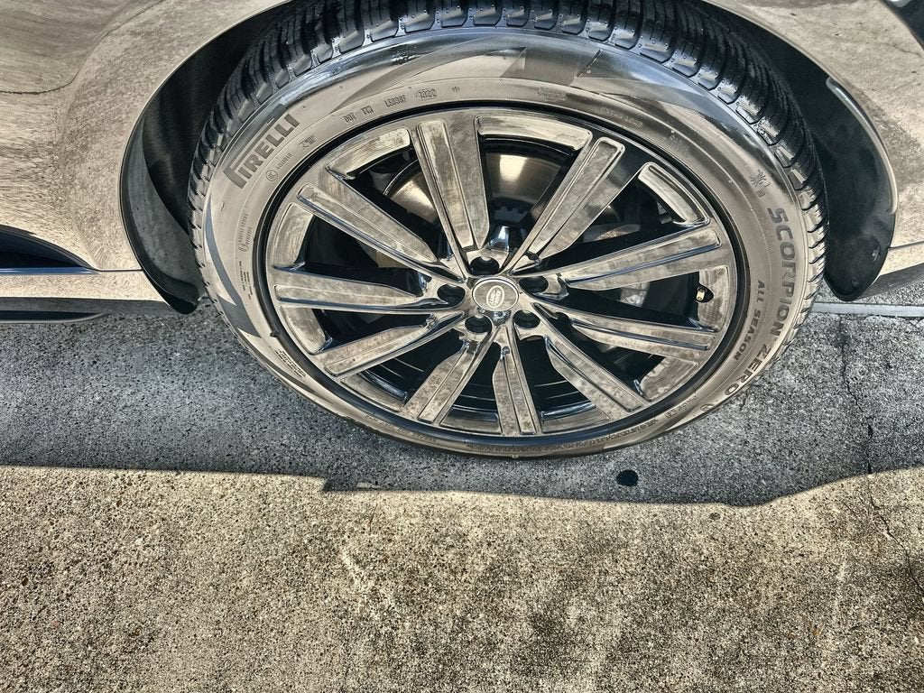 2023 Land Rover Range Rover SE