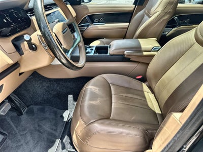 2023 Land Rover Range Rover SE