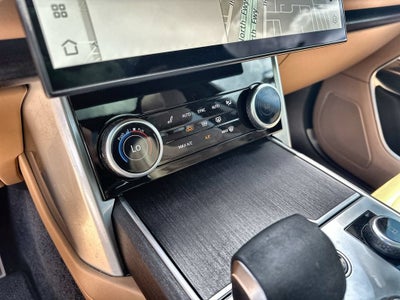 2023 Land Rover Range Rover SE