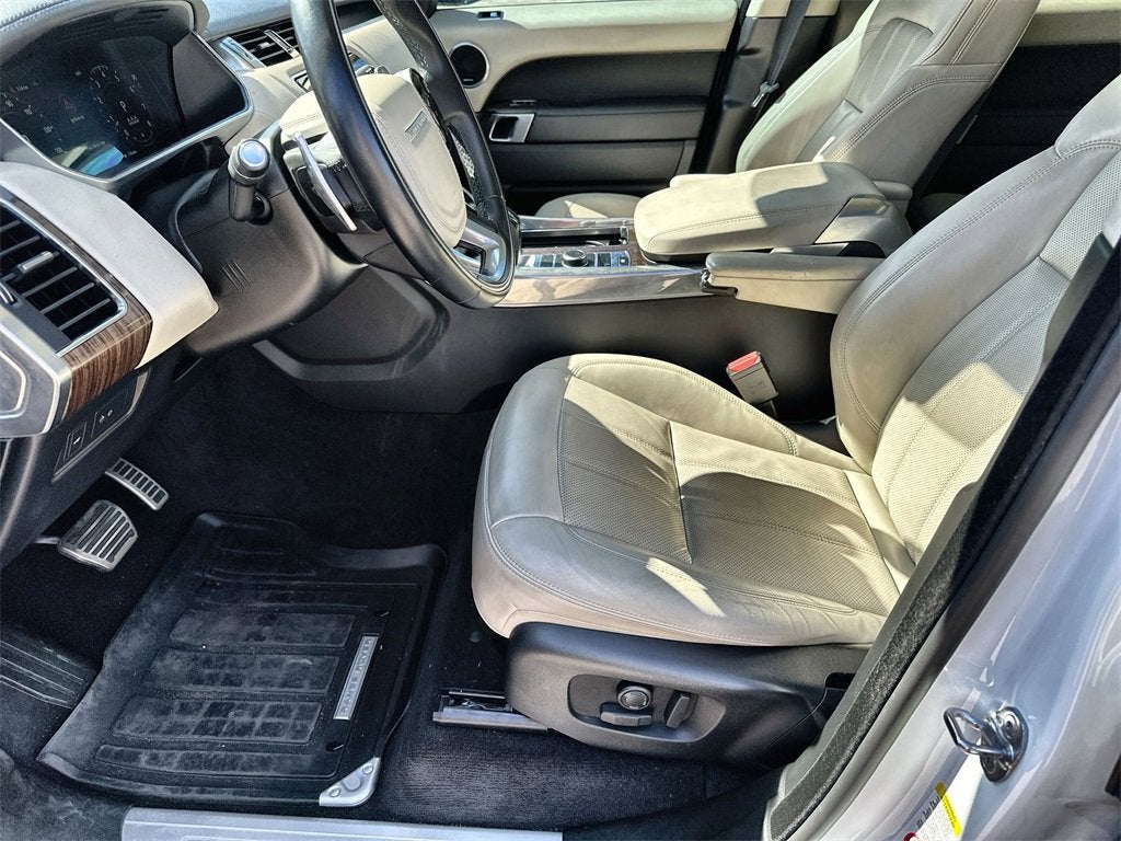 2022 Land Rover Range Rover Sport HSE Silver Edition