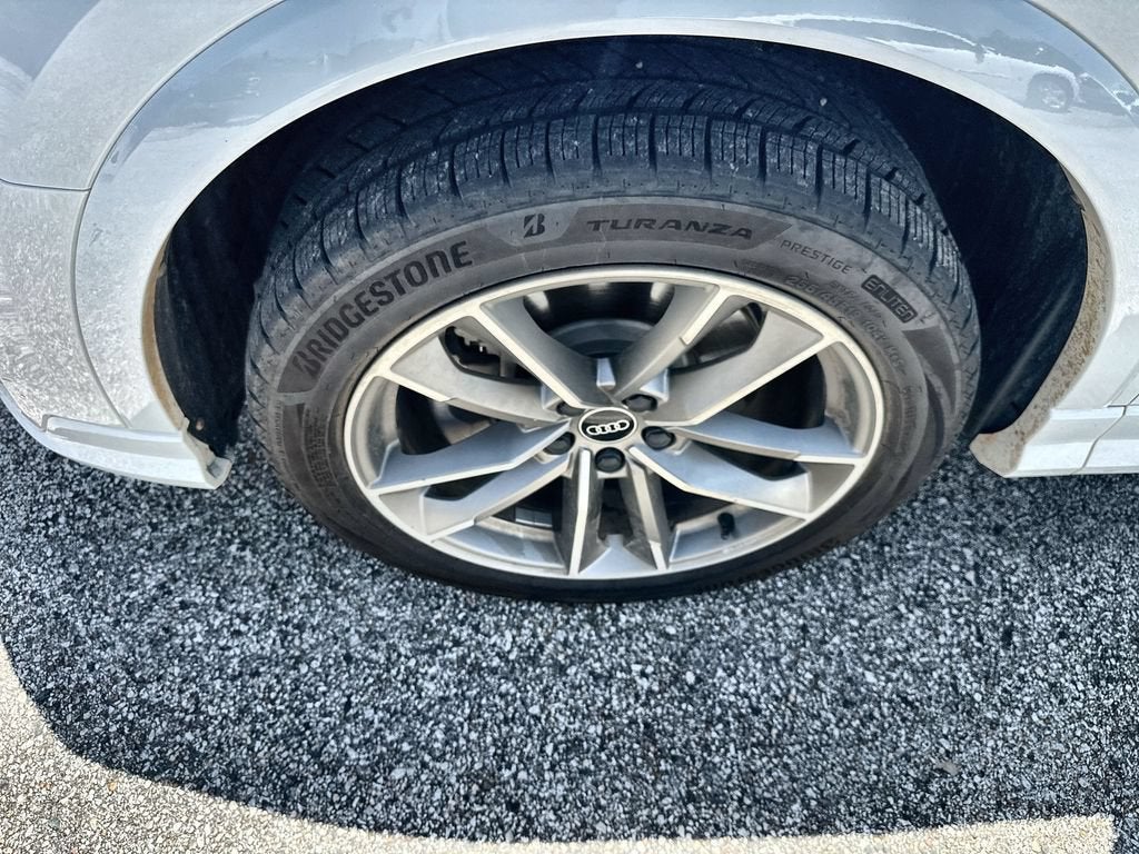 2021 Audi Q3 S line Premium