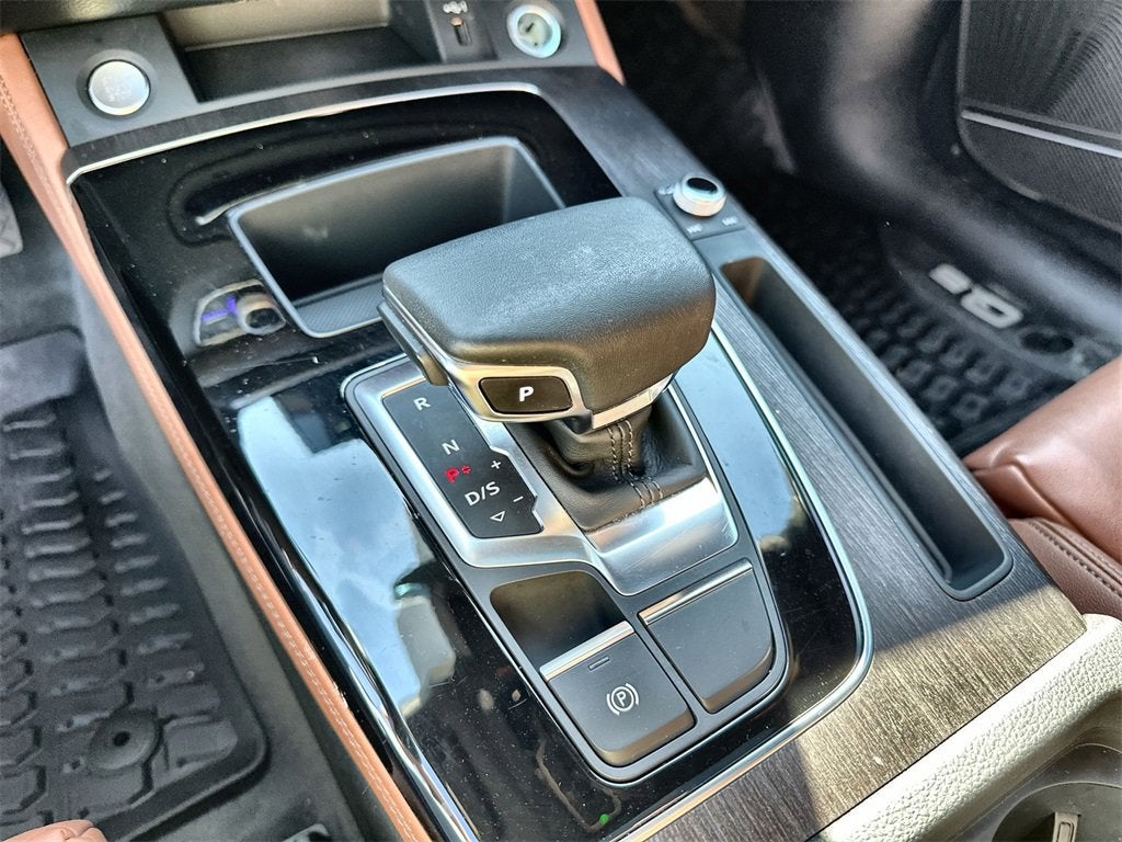 2024 Audi Q5 S line Premium Plus