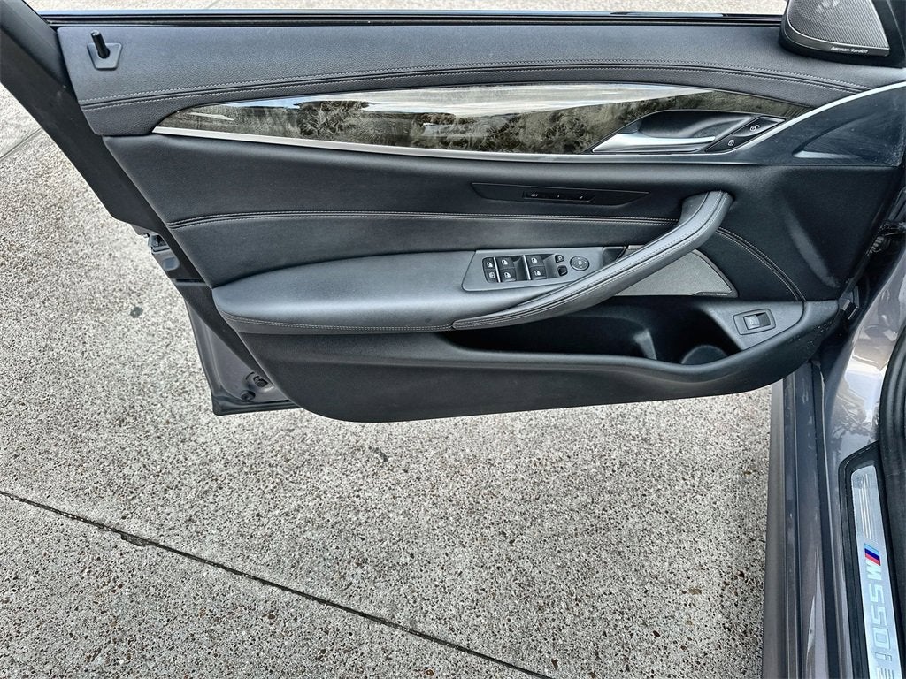 2023 BMW 5 Series M550i xDrive