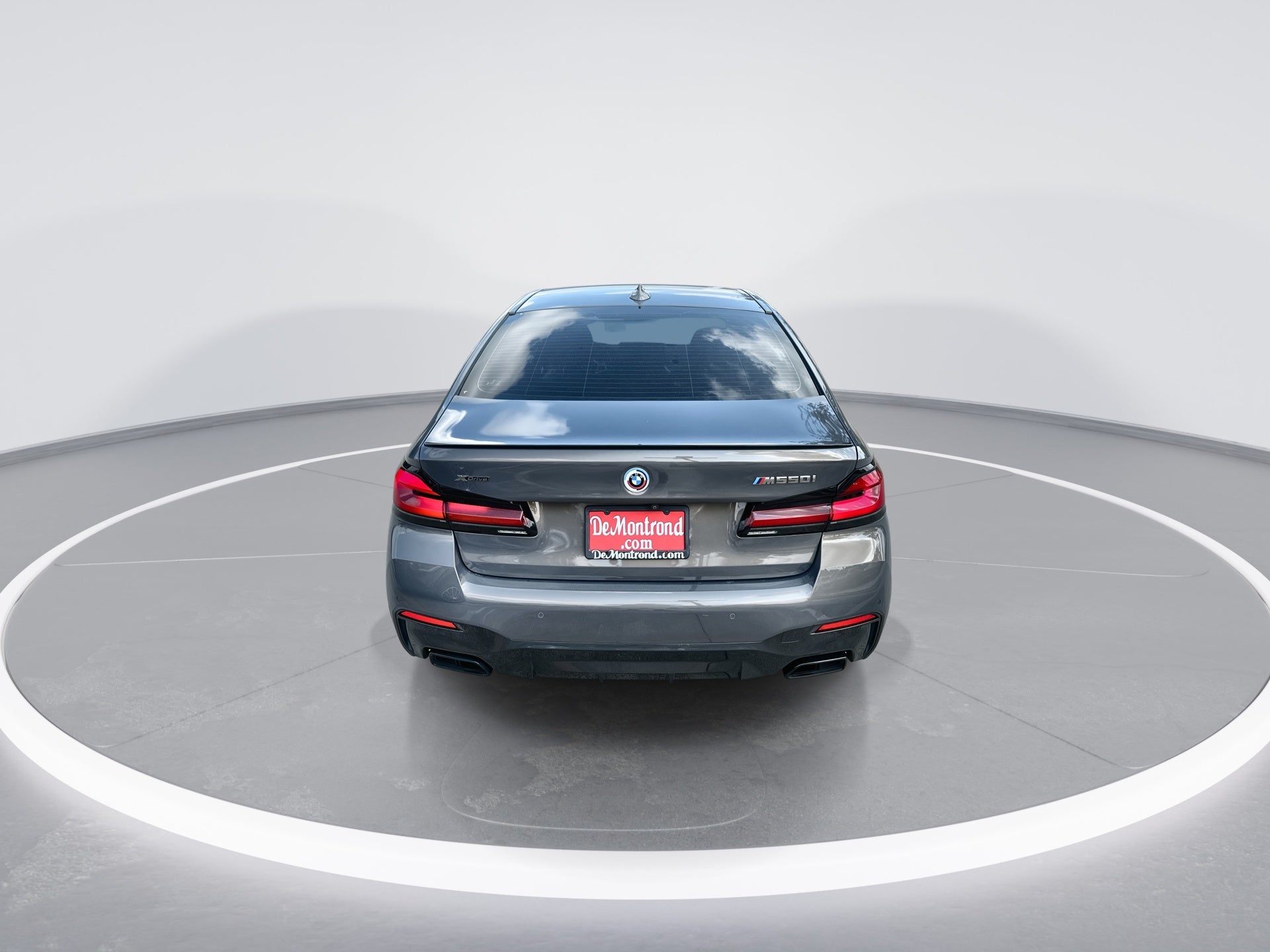 2023 BMW 5 Series M550i xDrive