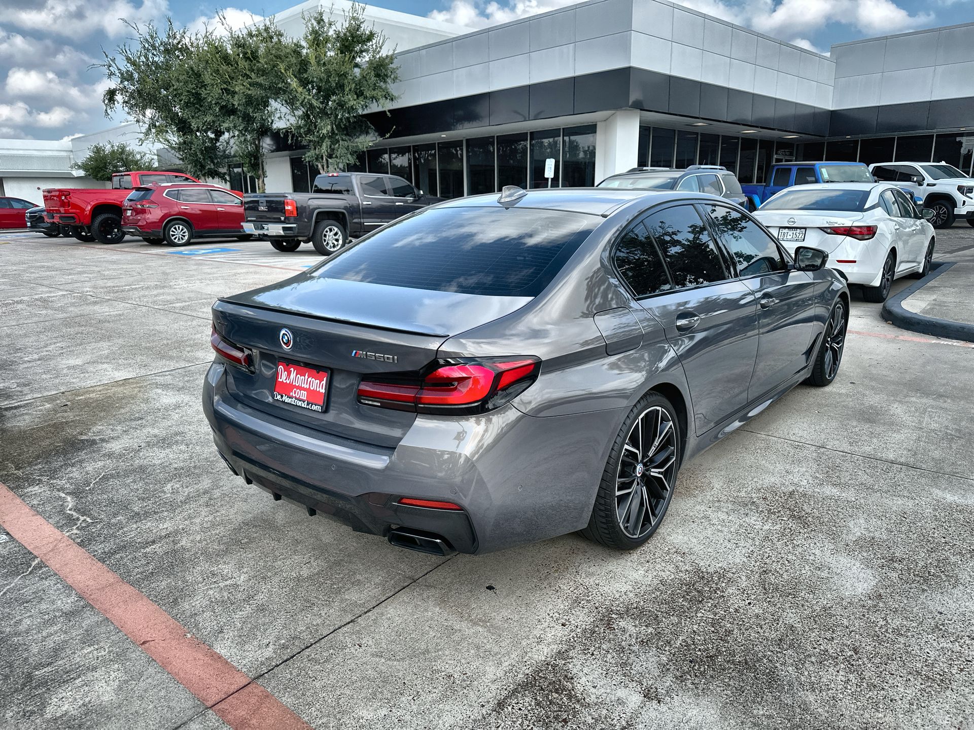 2023 BMW 5 Series M550i xDrive