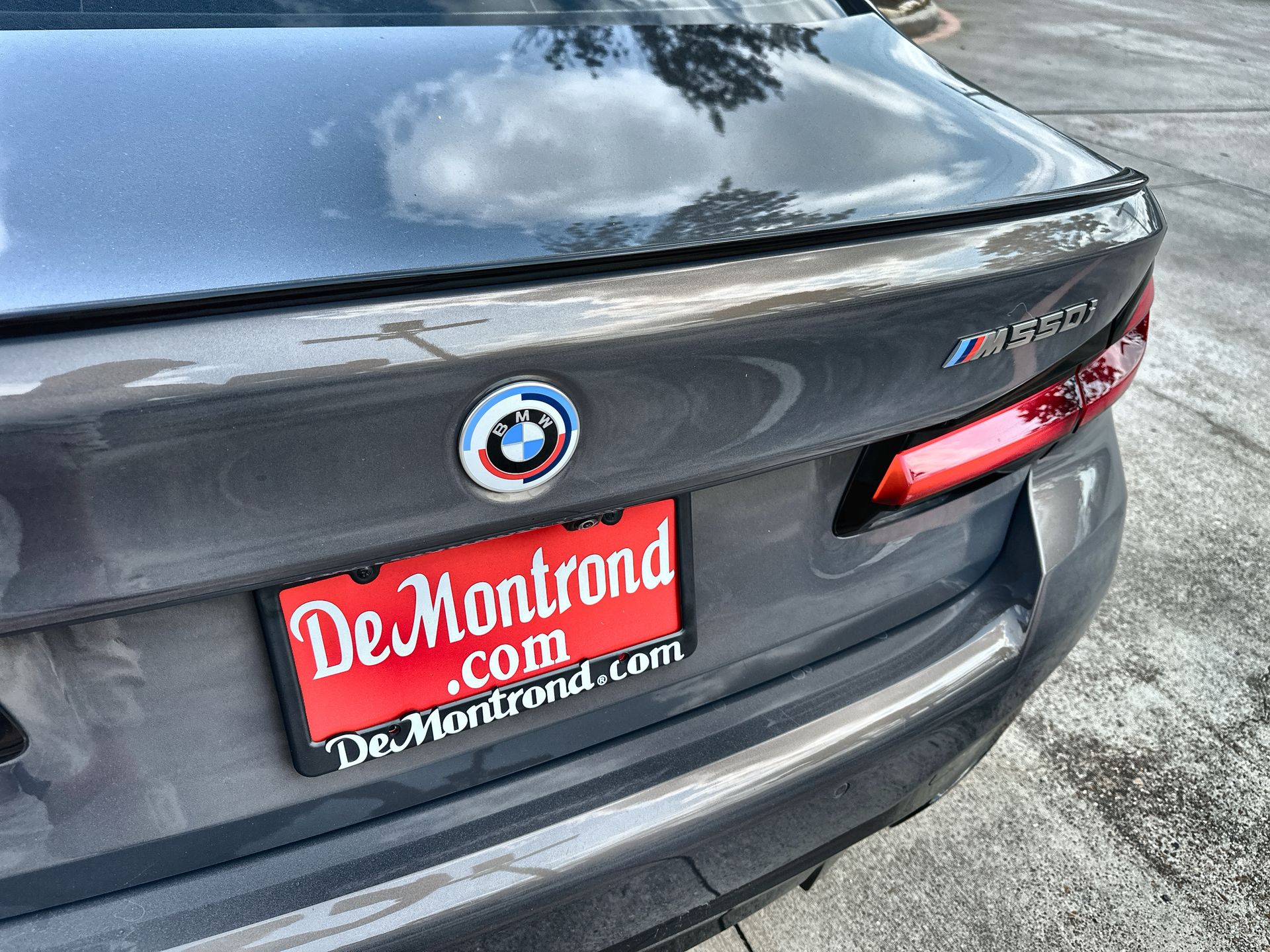 2023 BMW 5 Series M550i xDrive