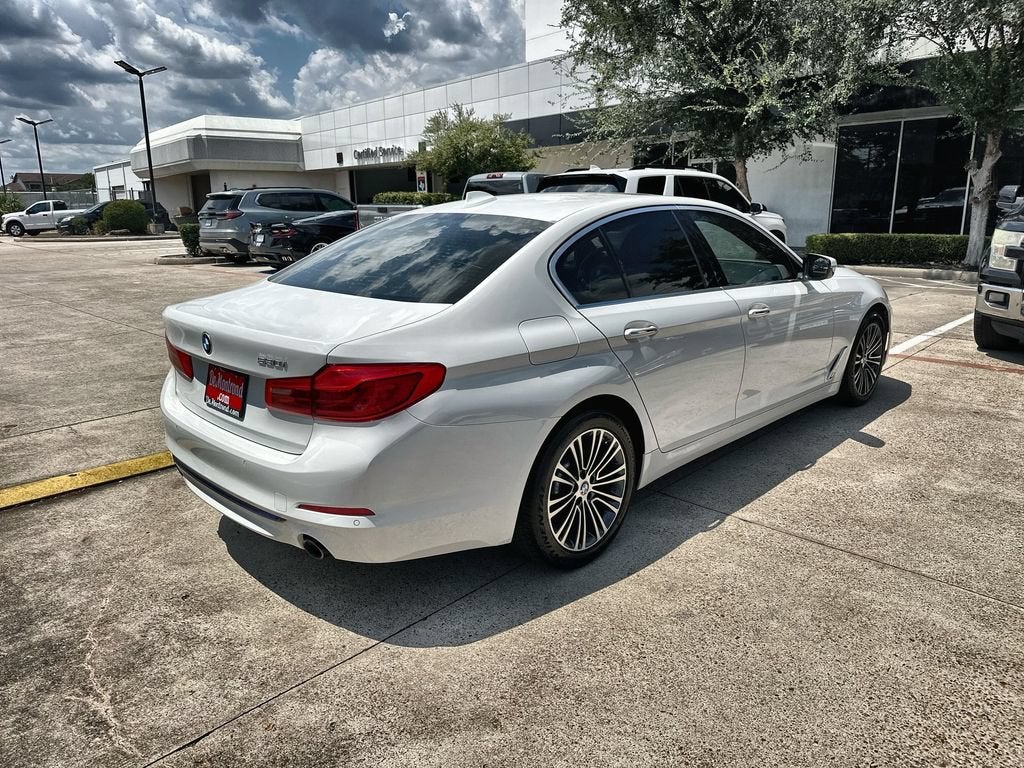 2017 BMW 5 Series 530i - Photo 11