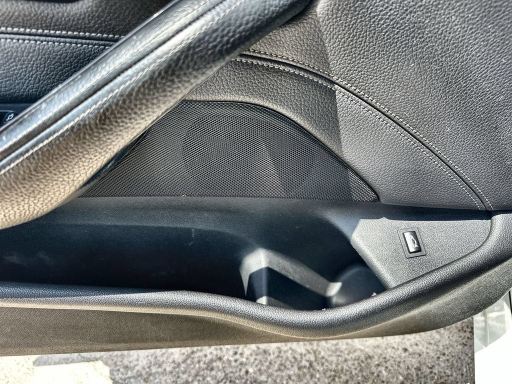 2017 BMW 5 Series 530i - Photo 23