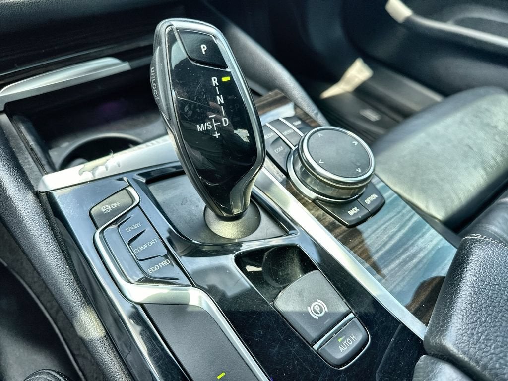 2017 BMW 5 Series 530i - Photo 26