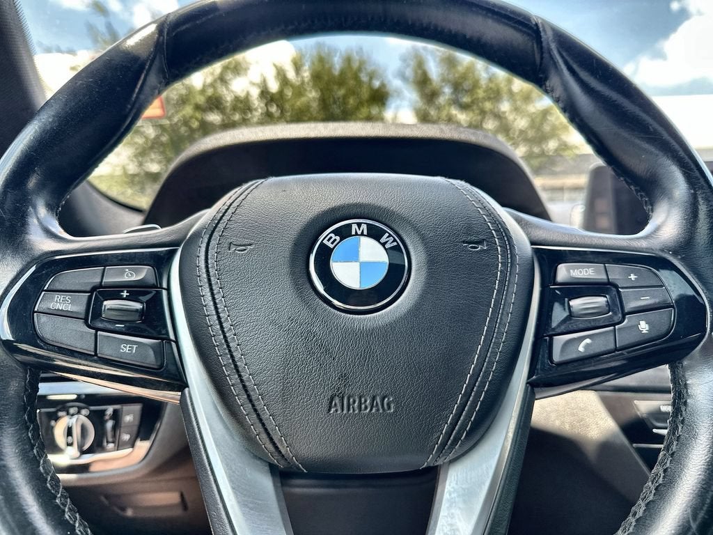 2017 BMW 5 Series 530i - Photo 33