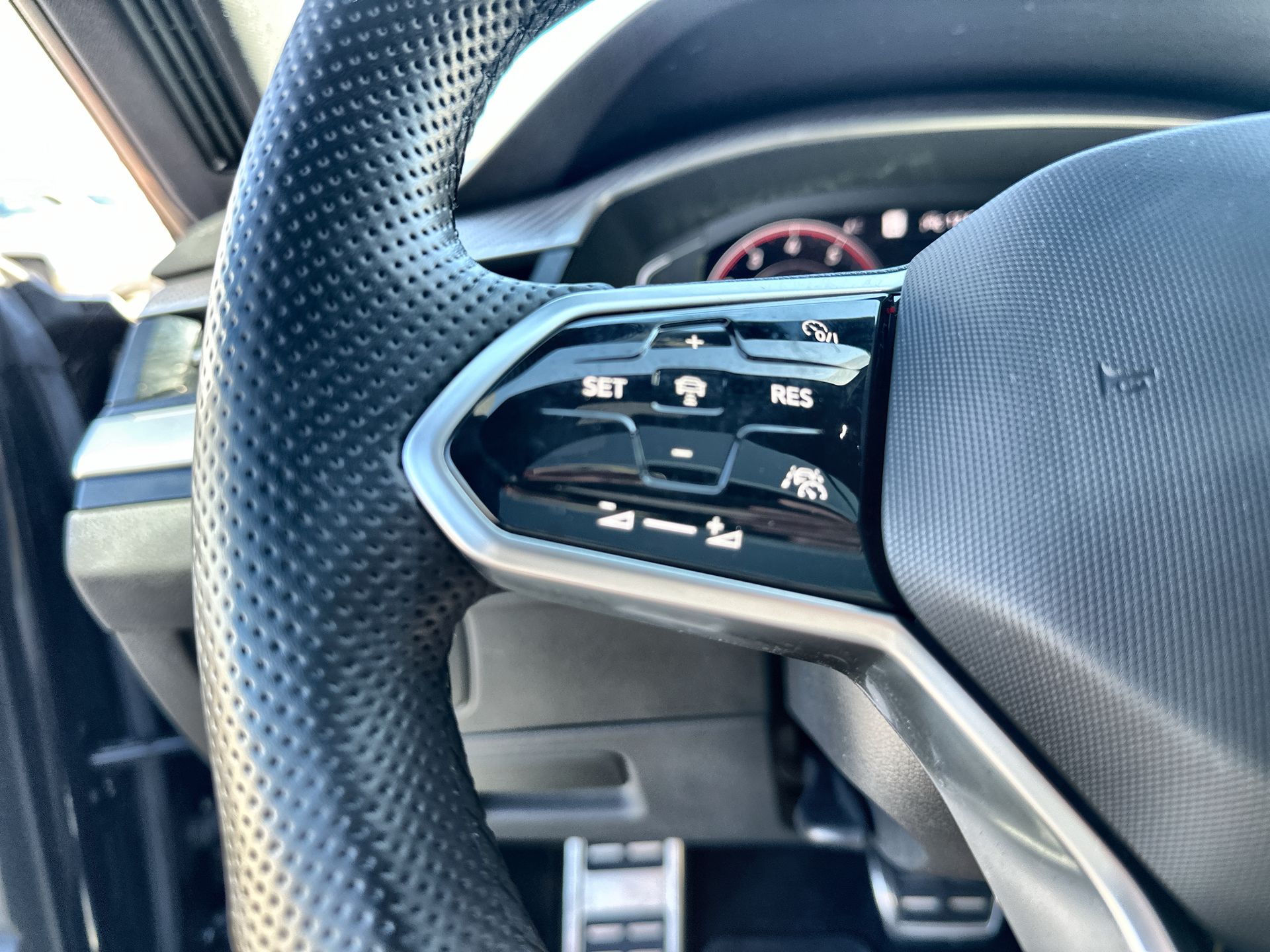 2023 Volkswagen Arteon SEL Premium R-Line