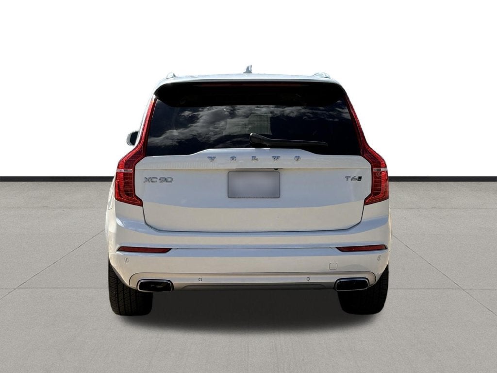 2020 Volvo XC90 Momentum