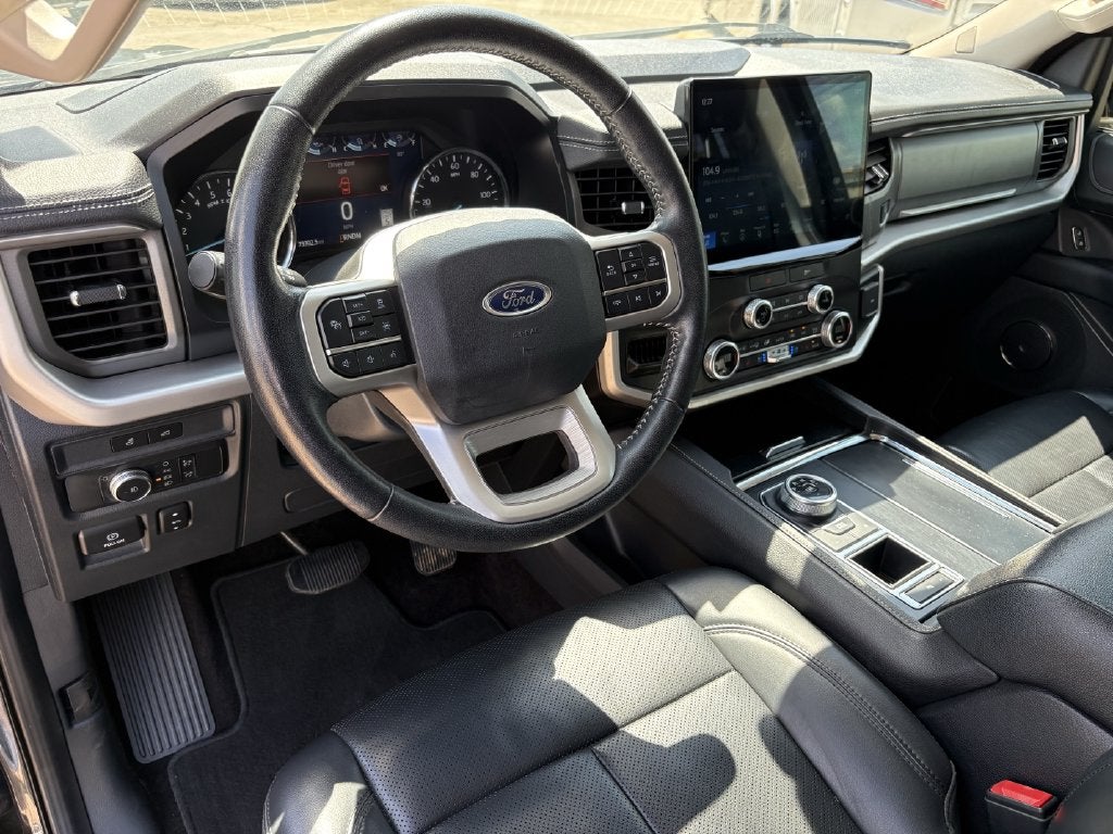 2022 Ford Expedition Max XLT