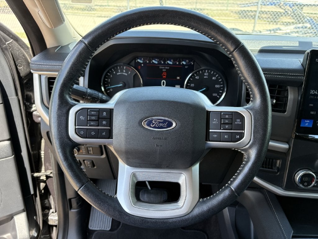 2022 Ford Expedition Max XLT