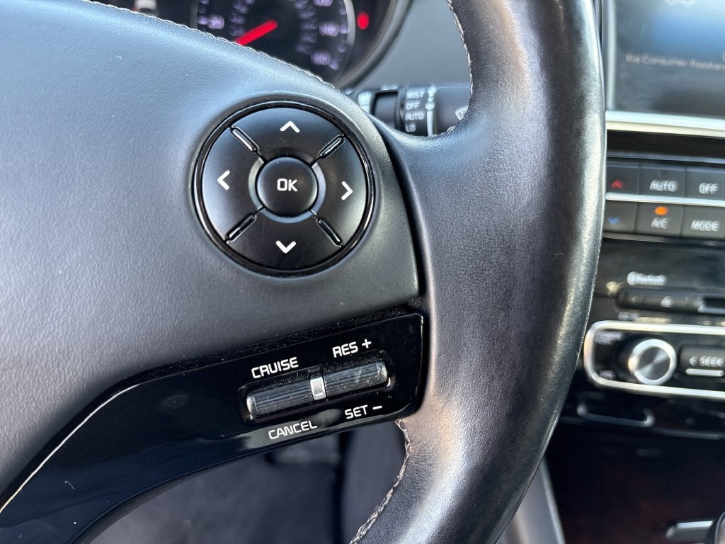 2015 Kia K900 Luxury