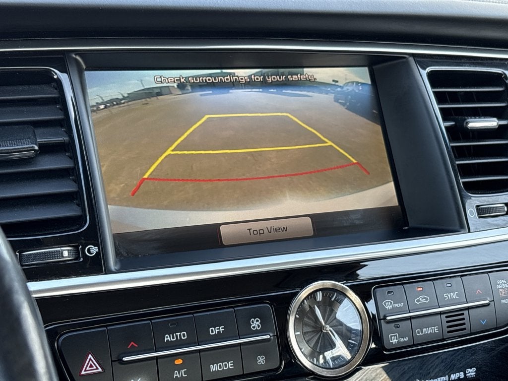 2015 Kia K900 Luxury