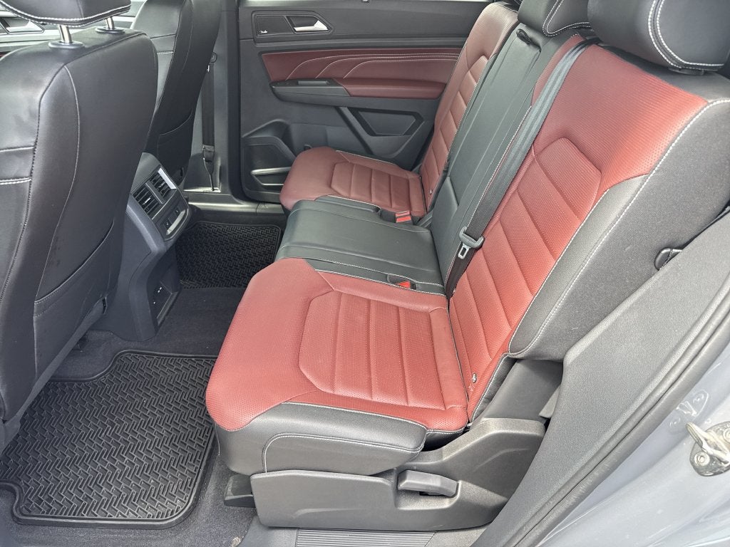 2023 Volkswagen Atlas Cross Sport 3.6L V6 SEL Premium R-Line