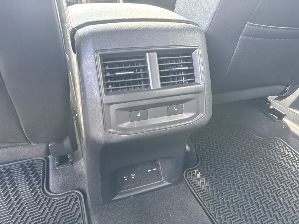 2023 Volkswagen Atlas Cross Sport 3.6L V6 SEL Premium R-Line