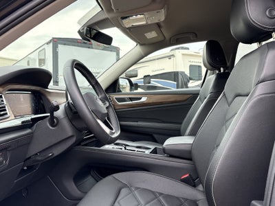 2024 Volkswagen Atlas 2.0T SE