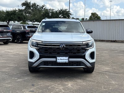 2024 Volkswagen Atlas 2.0T Peak Edition SEL