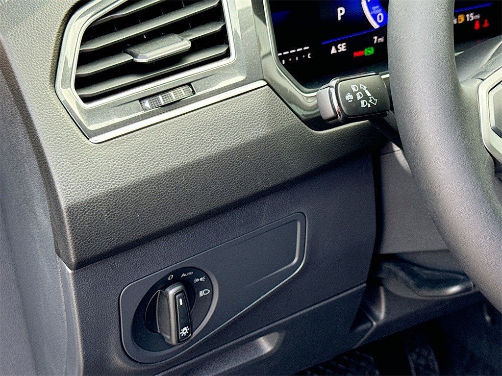 2024 Volkswagen Tiguan 2.0T S