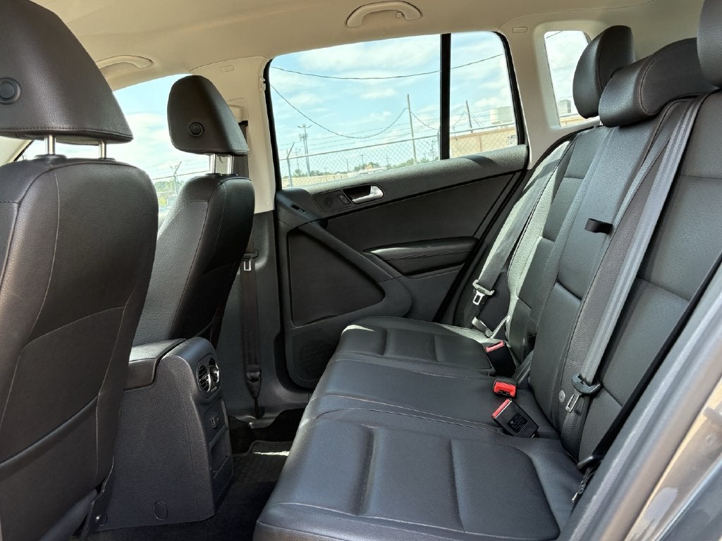2016 Volkswagen Tiguan S
