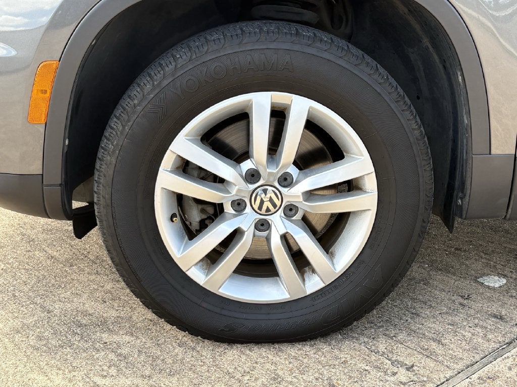 2016 Volkswagen Tiguan S