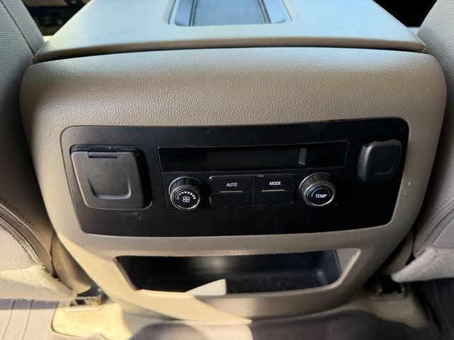 2016 GMC Yukon XL SLE