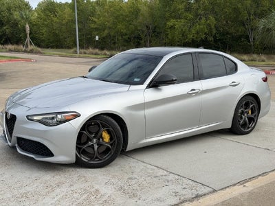 2019 Alfa Romeo Giulia Base
