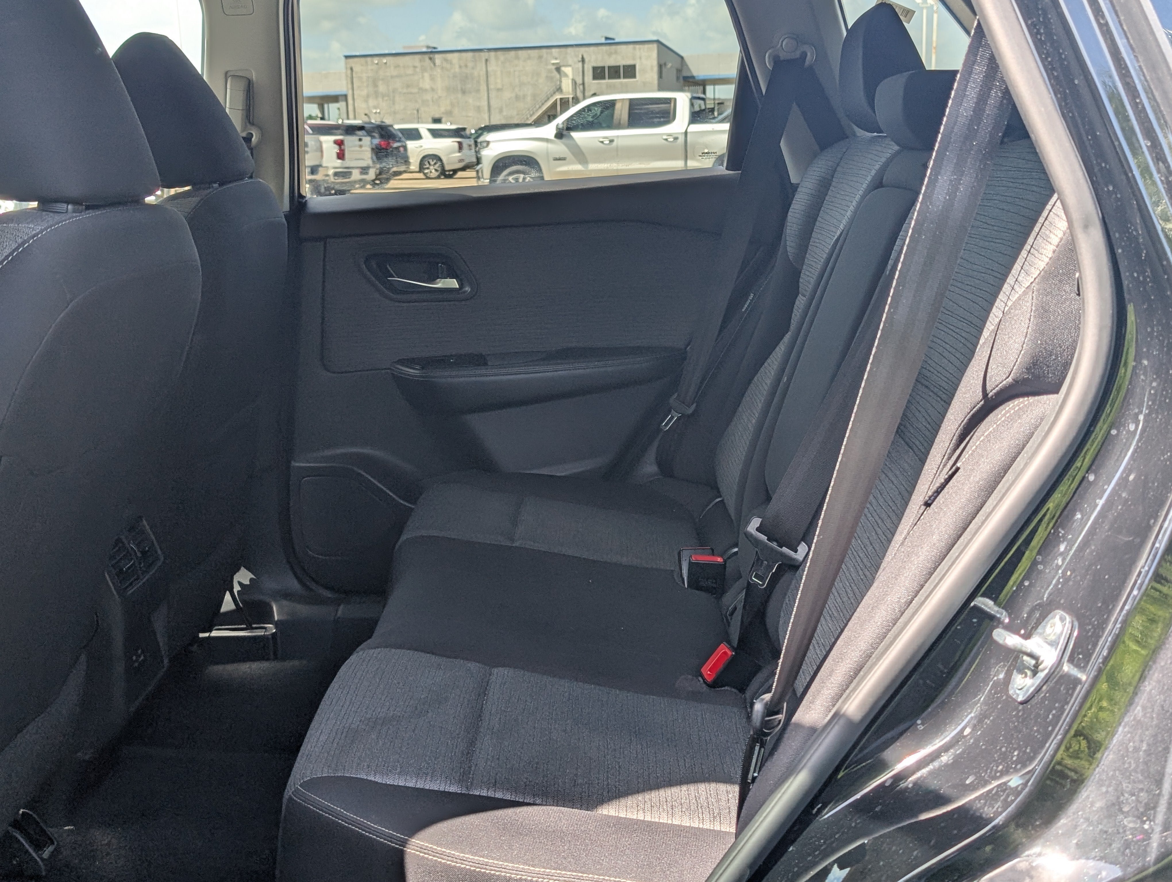 2023 Nissan Rogue SV FWD