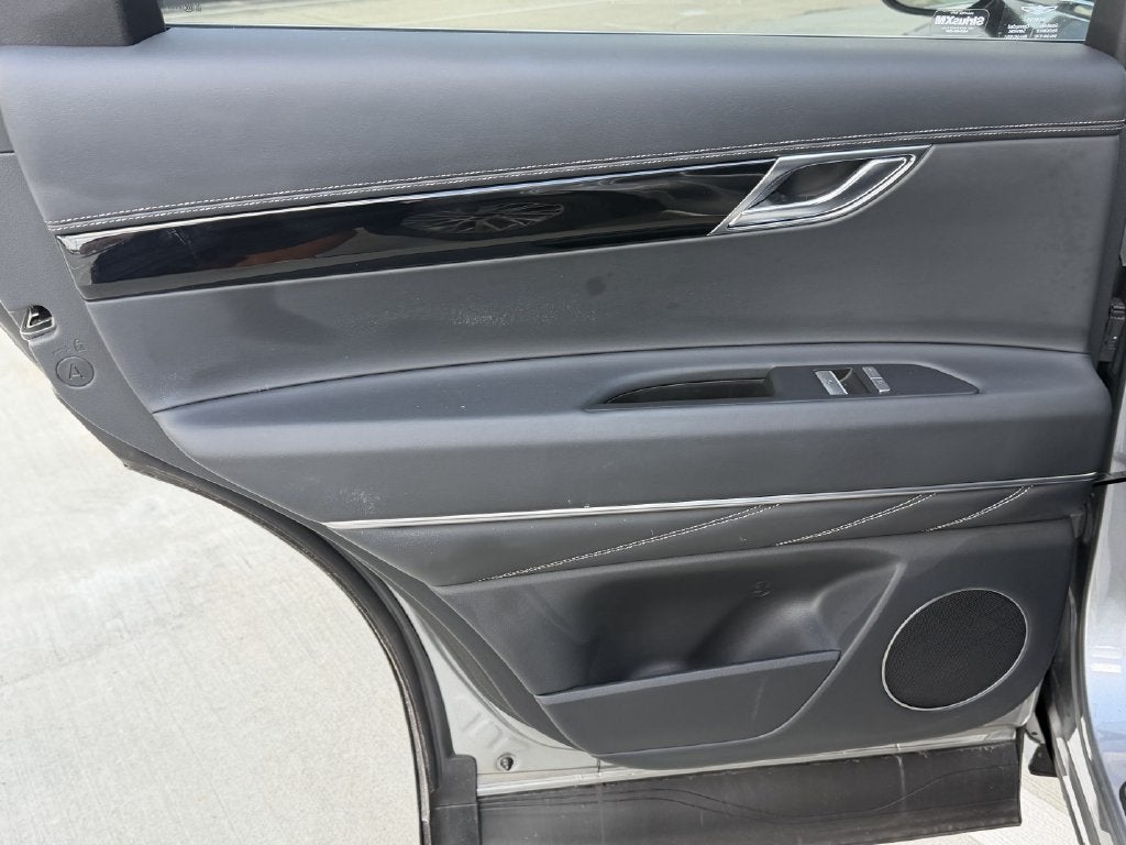 2026 Genesis GV80 2.5T
